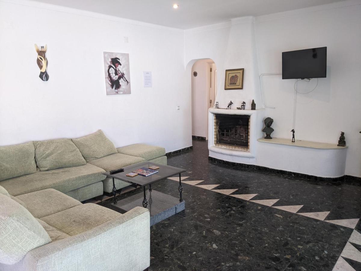 Dolphin House Hostel Faro Luaran gambar