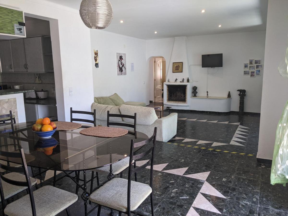 Dolphin House Hostel Faro Luaran gambar